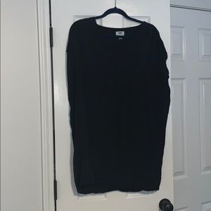 Black v-neck tunic top